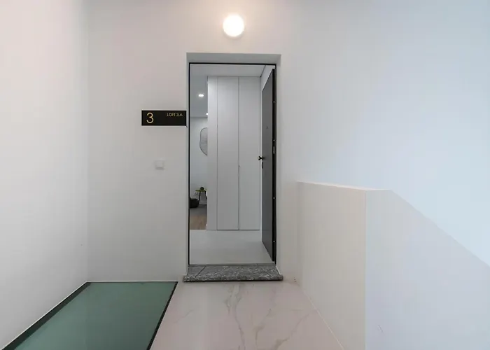 Rm The Loft Experience